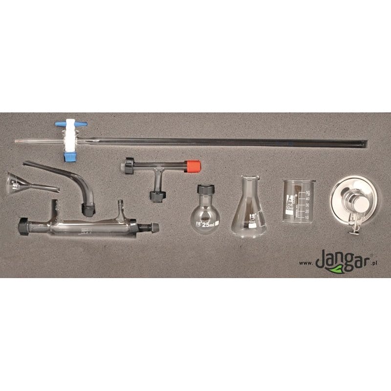 Small set of laboratory glass with burette - 9 elements