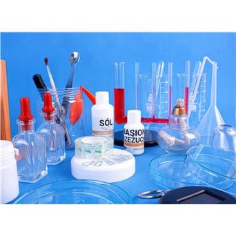 Eksperymenty z wodą – własności i ciekawostki,  zestaw doświadczalny z wyposażeniem laboratoryjnym