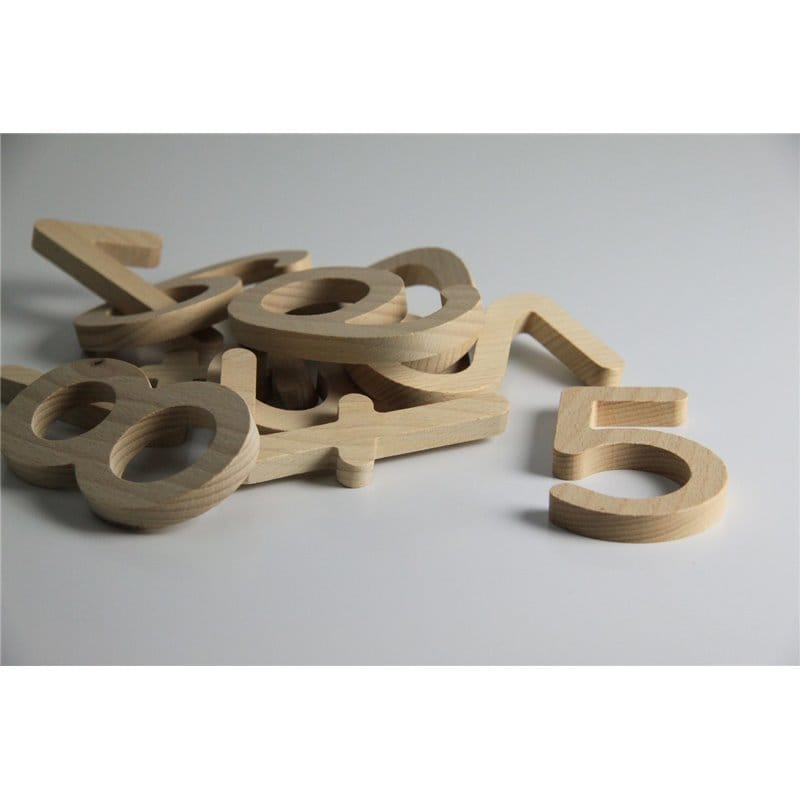 Wooden figures, 11 pieces, 10 cm