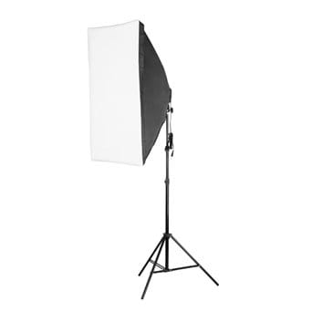 FreePower continuous lighting kit with a 50x70 softbox - jangar.pl