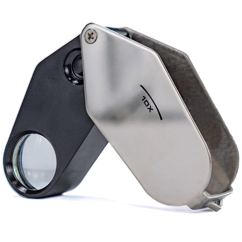 10x magnifier with LED light